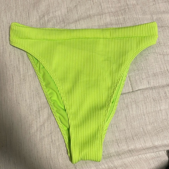 Hollister Other - Hollister bikini bottom